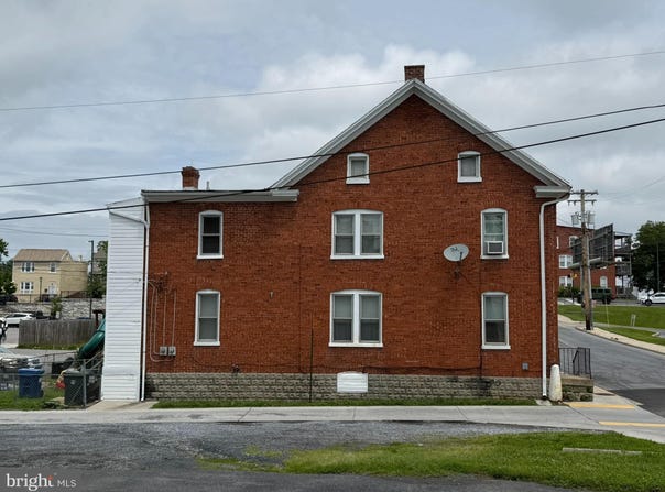 51 N CANNON AVENUE, HAGERSTOWN, MD 21740