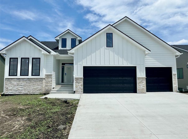 813 SW Cattail Road, Grimes, IA 50111
