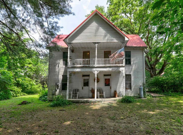 9469 W Sinclair Road, Birdseye, IN 47513-9355