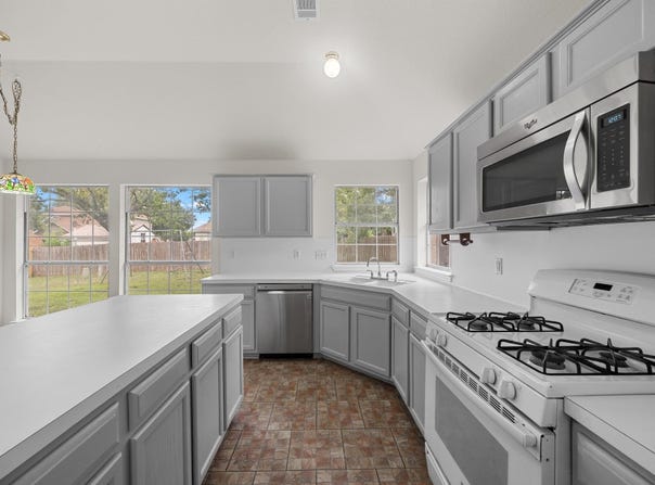706 Cornell DR, Pflugerville, TX 78660