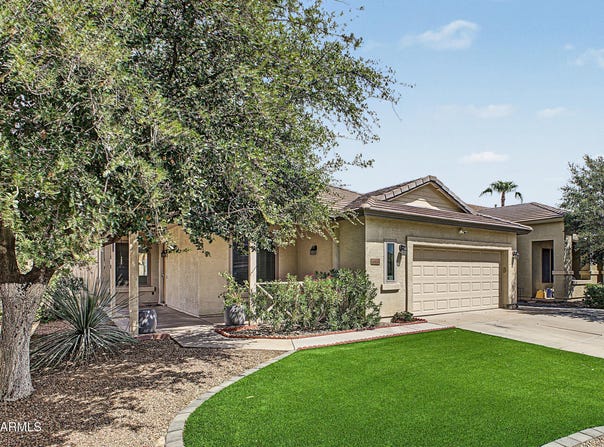 4010 E SUNDANCE Court, Gilbert, AZ 85297