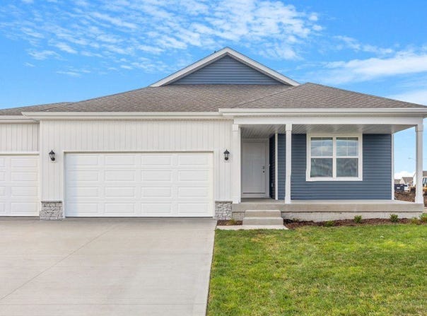 1360 NORTHVIEW DR, WAUKEE, IA 50263