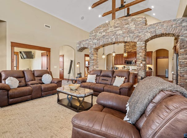 750 Monte Sano Drive, Scottsboro, AL 35769