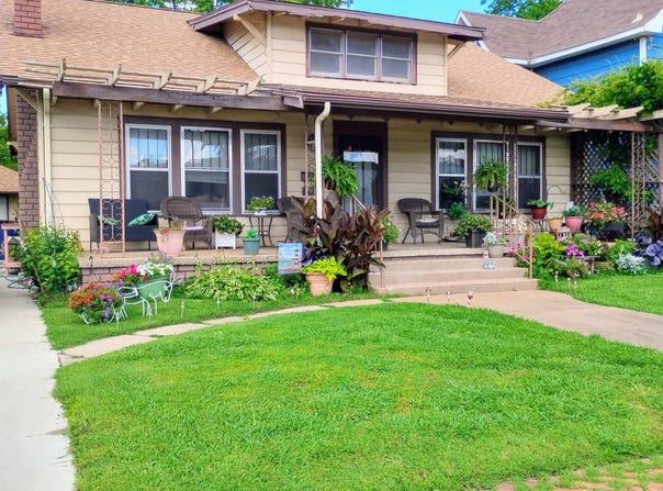 714 W 4th St, Coffeyville, KS 67337