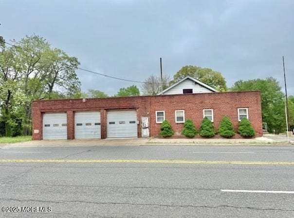 102 White Horse Road West, Somerdale, NJ 08083