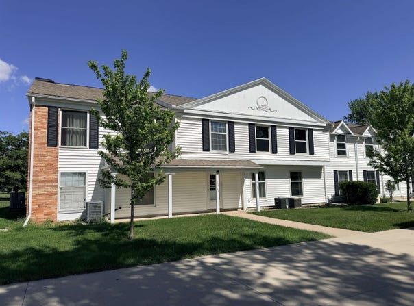 108 Villa RD, Alta, IA 51002