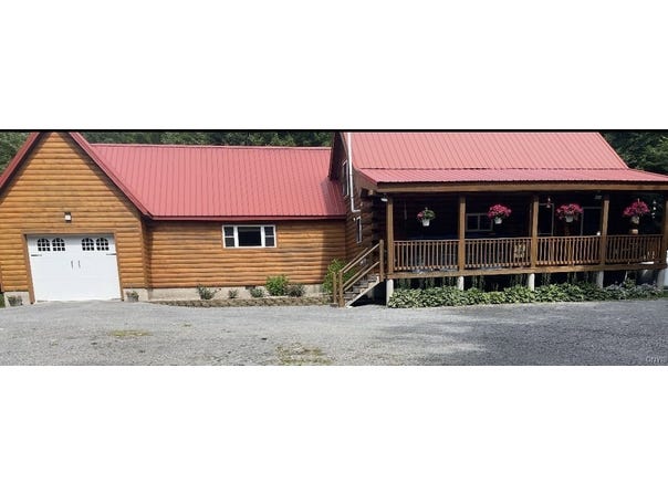 9831 W Steam Mill Road, Camden, NY 13316