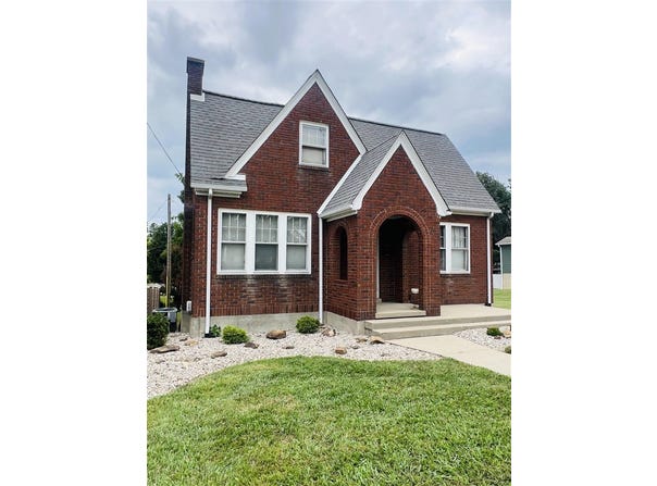 213 Hopkinsville Street, Greenville, KY 42345