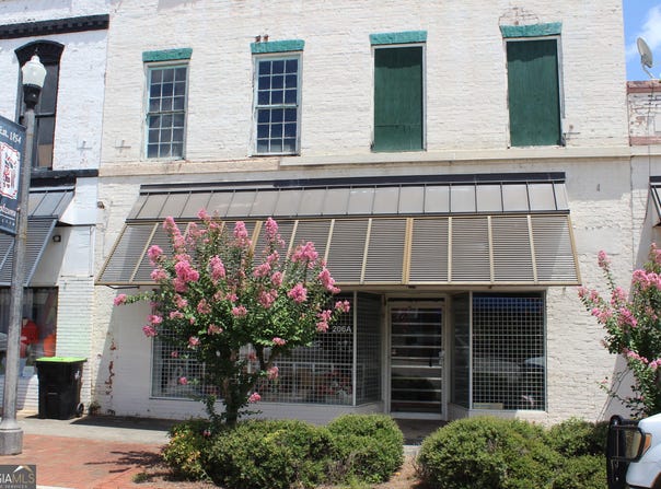 206 A S Dooly, Montezuma, GA 31063
