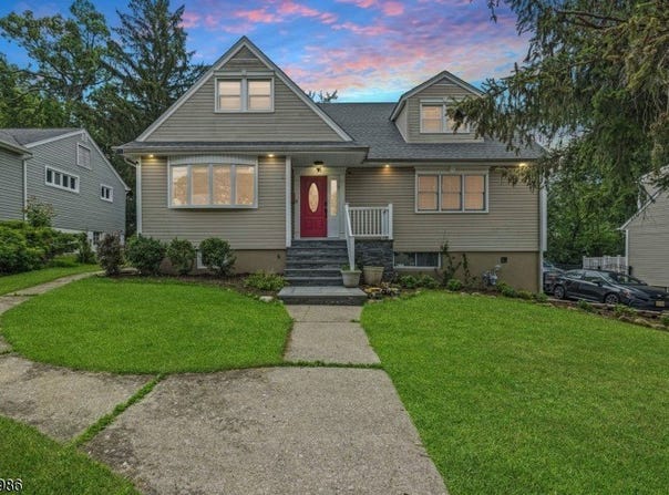 85 S Mountain Ave, Cedar Grove Twp., NJ 07009-2118
