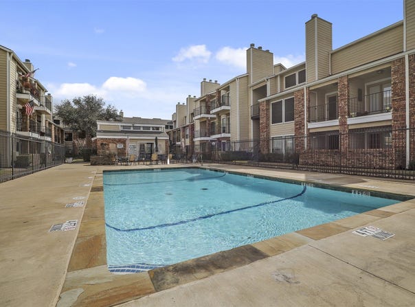 1513 E Interstate 30, Garland, TX 75043