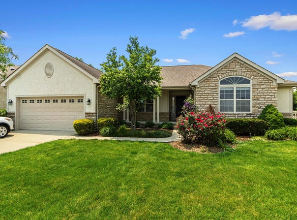 1245 Little Bear Loop, Lewis Center, OH 43035