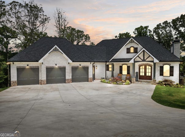 123 River Point, Jackson, GA 30233
