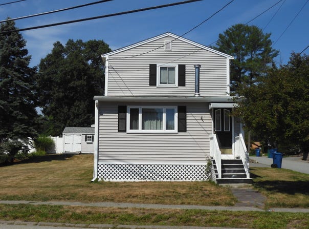 146 Bridle Rd, Billerica, MA 01821