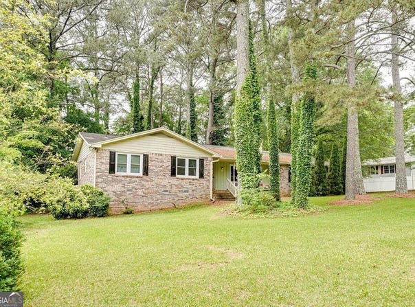 2621 Manor, Ellenwood, GA 30294