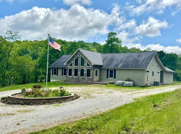 634  Triplett Road, Spencer, WV 25276