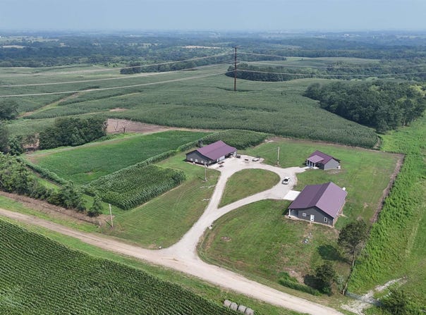 10236 225th St, Moulton, IA 52572
