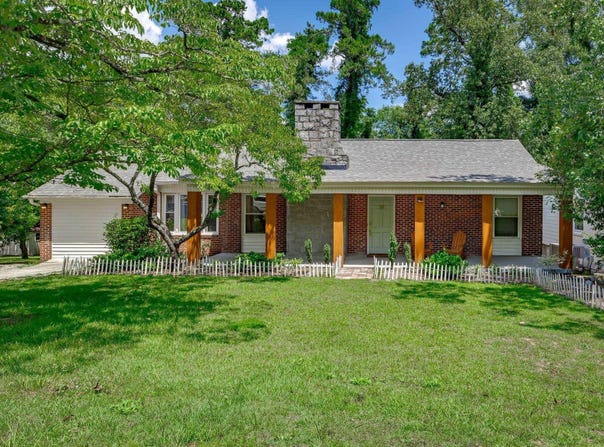 39 Downing Street, Columbia, SC 29209