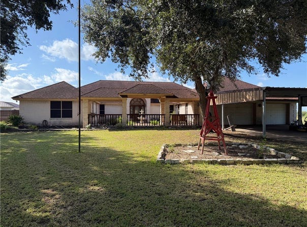 911 SW 11th Street, Premont, TX 78375