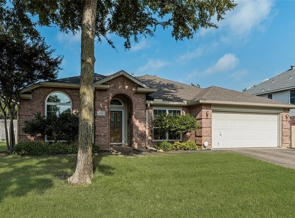 8125 Salt River Road, Fort Worth, TX 76137