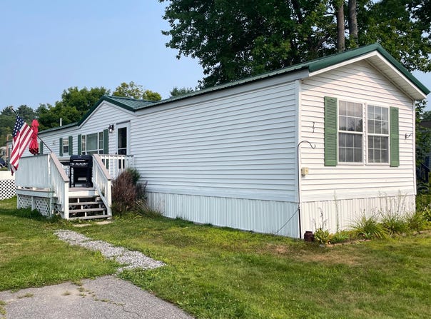 77 Village Drive, Lewiston, ME 04240