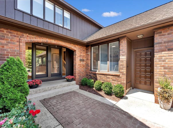 3139 Middlegate Drive SE, Grand Rapids, MI 49546