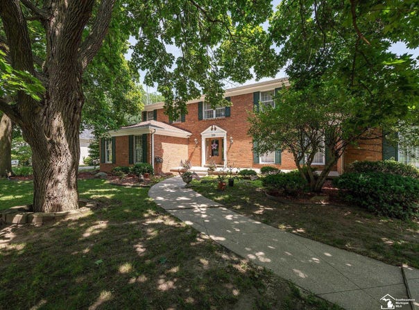 255 Maywood, Monroe, MI 48162