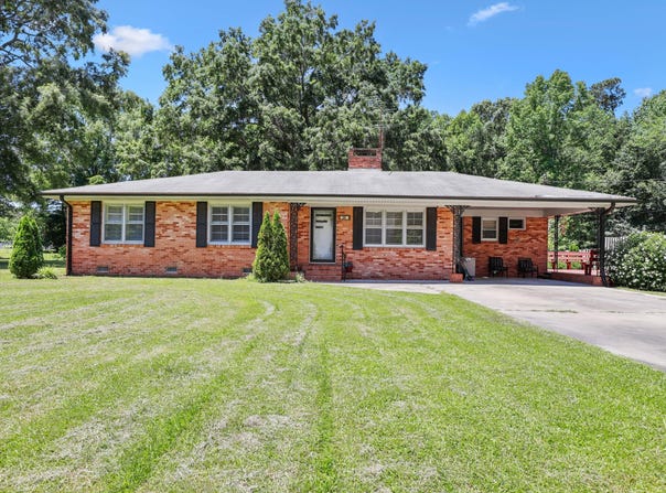 28 White Oak Drive, Smithfield, NC 27577