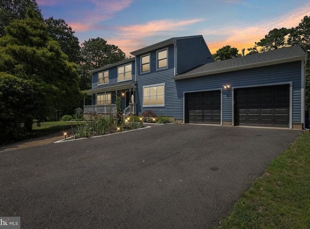 6 ABBEY ROAD, JACKSON, NJ 08527