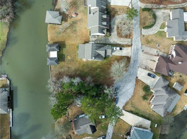 70 Lakeside, Trinity, TX 75862