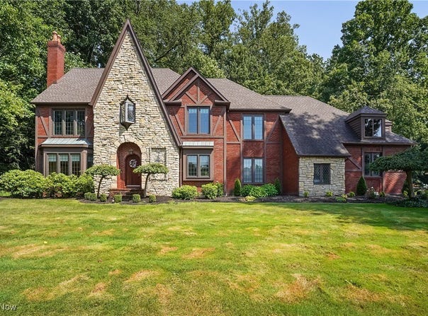 812 Kings Cross, Tallmadge, OH 44278