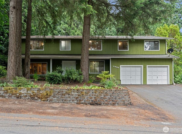 4205 32nd Avenue Ct, Gig Harbor, WA 98335