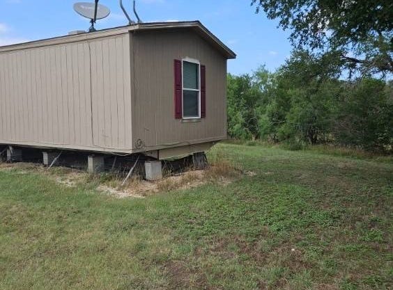 961 STATE HWY, W CEDAR CREEK, TX 78612