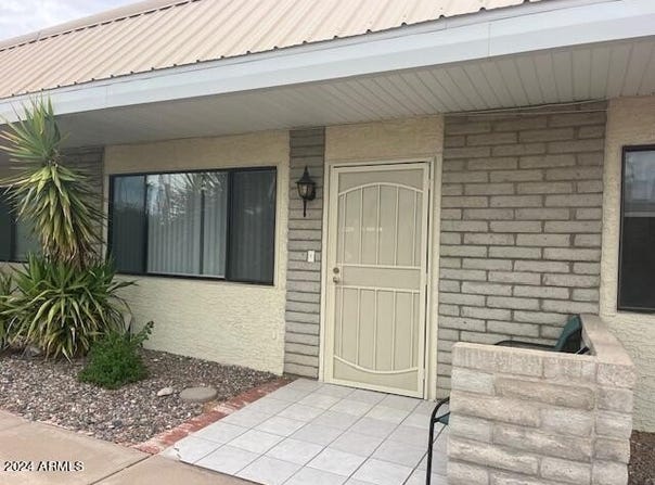 5518 E Lindstrom Lane, Mesa, AZ 85215