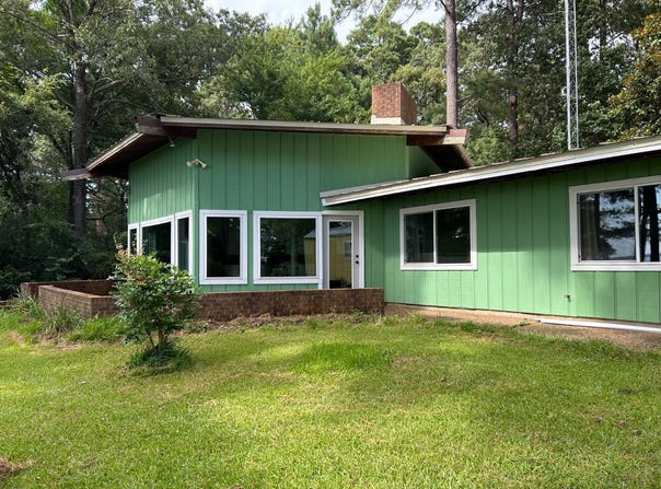 259 Lucy Dr, Converse, LA 71419