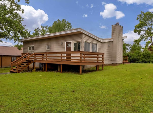 150 John Able Drive, Goreville, IL 62939
