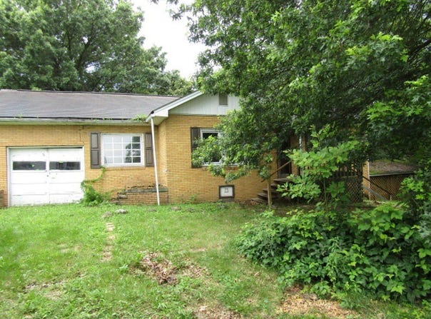 463 Georgetown Rd, South Beaver Twp, PA 16115