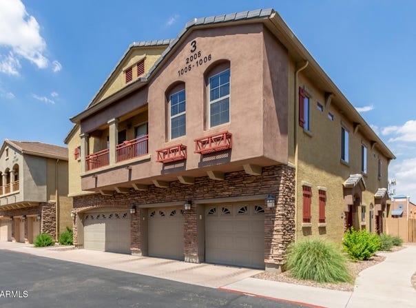 1350 S GREENFIELD Road, Mesa, AZ 85206