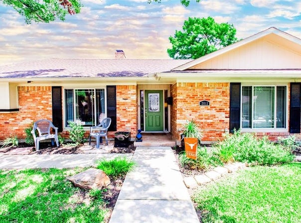 2813 Quail Ridge Drive, Carrollton, TX 75006