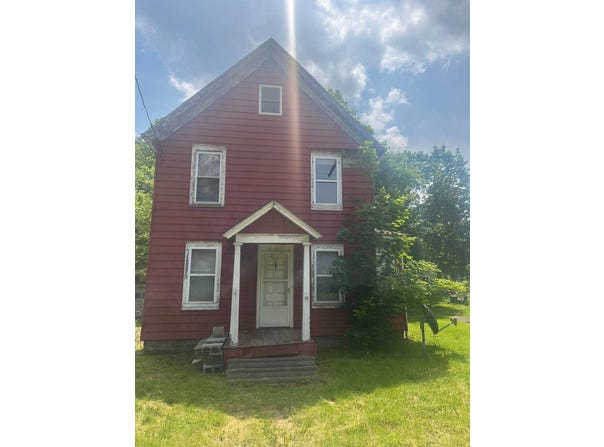10 Maple Ave, Sidney, NY 13838