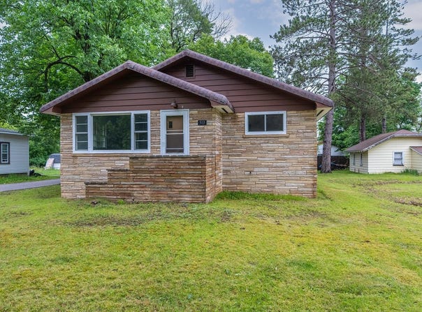 513 TAMARACK ST, Eagle River, WI 54521