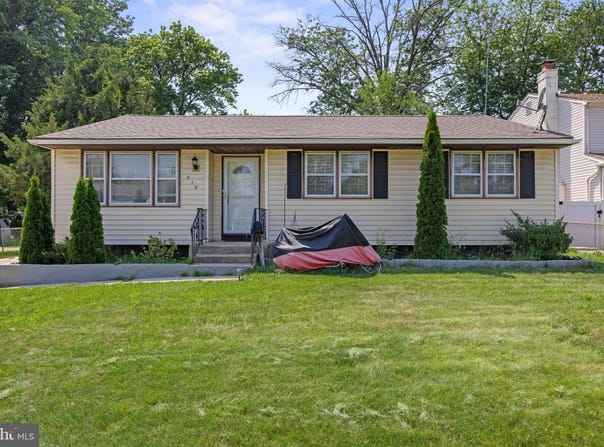 518 CARVER COURT, LAWNSIDE, NJ 08045