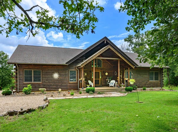 706 BLACKJACK TRAIL, Mountain Home, AR 72653