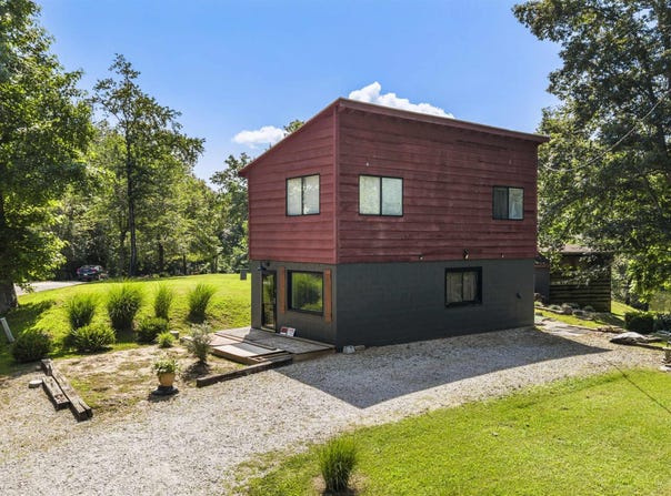 11319 E Pinehill Drive, Evansville, IN 47712
