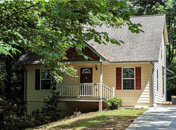 8454 Hightower Trail, Snellville, GA 30039