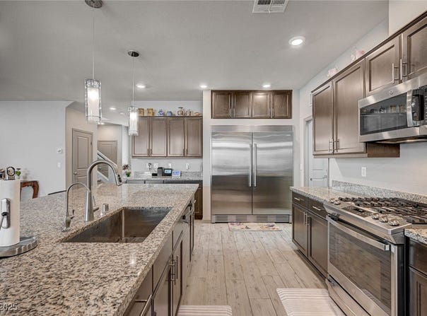 6790 Tangled Vines Avenue, Las Vegas, NV 89139