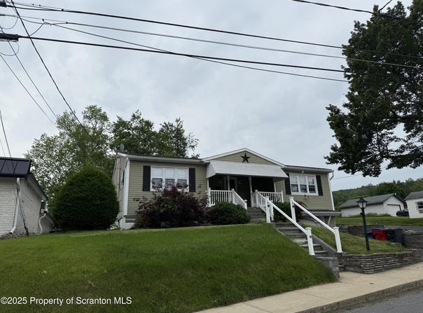 95 Farview Street, Carbondale, PA 18407