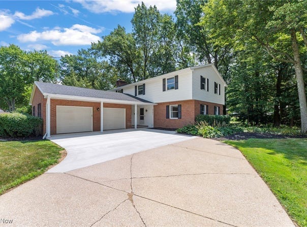 2347 Wagon Trail Street NE, Massillon, OH 44646