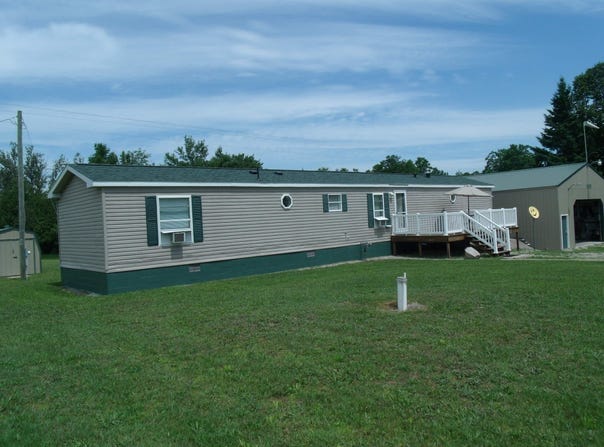 7323 M-68/33 Highway, Onaway, MI 49765
