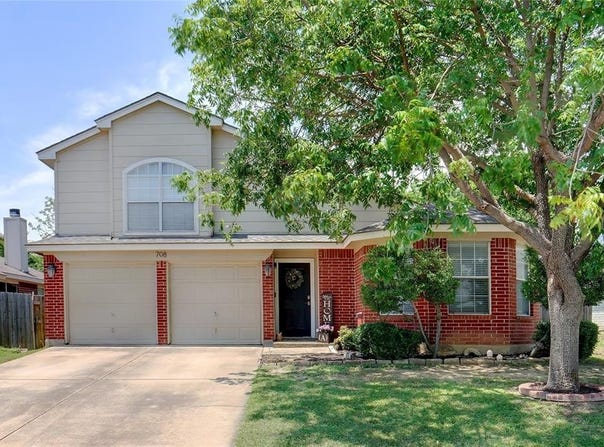 708 Hummingbird Trail, Saginaw, TX 76131